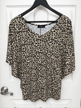 Adara Leopard Print Dolman Sleeve Pull Over Top See Meas.